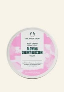 Glowing Cherry Blossom Body Cream på tilbud til 150 kr. hos The Body Shop