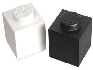 Salt og peber sæt på tilbud til 50 kr. hos Lego