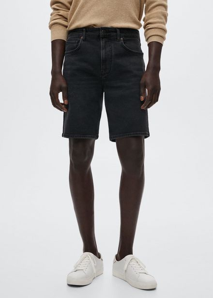 Regular-fit denim Bermuda shorts på tilbud til 159 kr. hos Mango