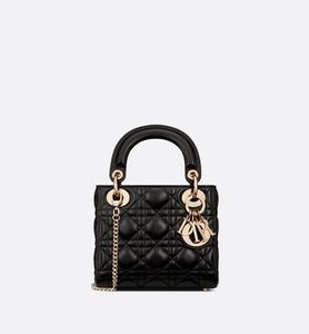 Mini Lady Dior Bag på tilbud til 4600 kr. hos Dior