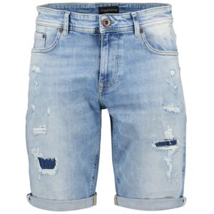 Destroyed jeans shorts på tilbud til 49 kr. hos New Yorker